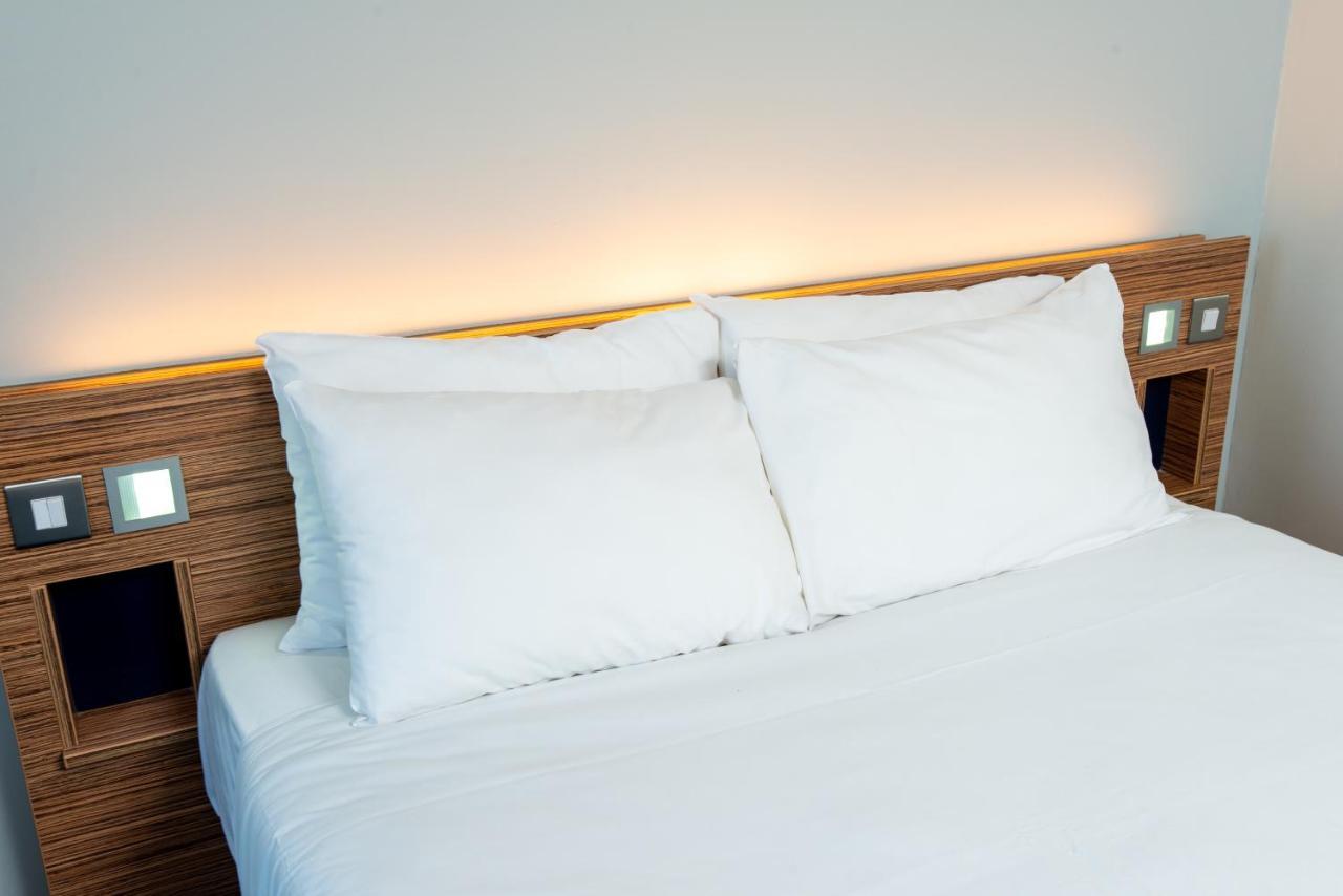Ibis Budget London Bromley Town Centre Εξωτερικό φωτογραφία